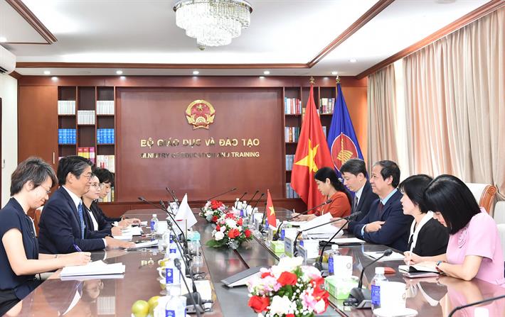 Bộ trưởng Nguyễn Kim Sơn tiếp Đại sứ Nhật Bản tại Việt Nam