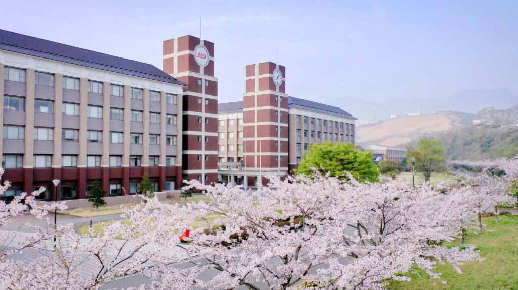Các loại học bổng du học Nhật bằng tiếng Anh
