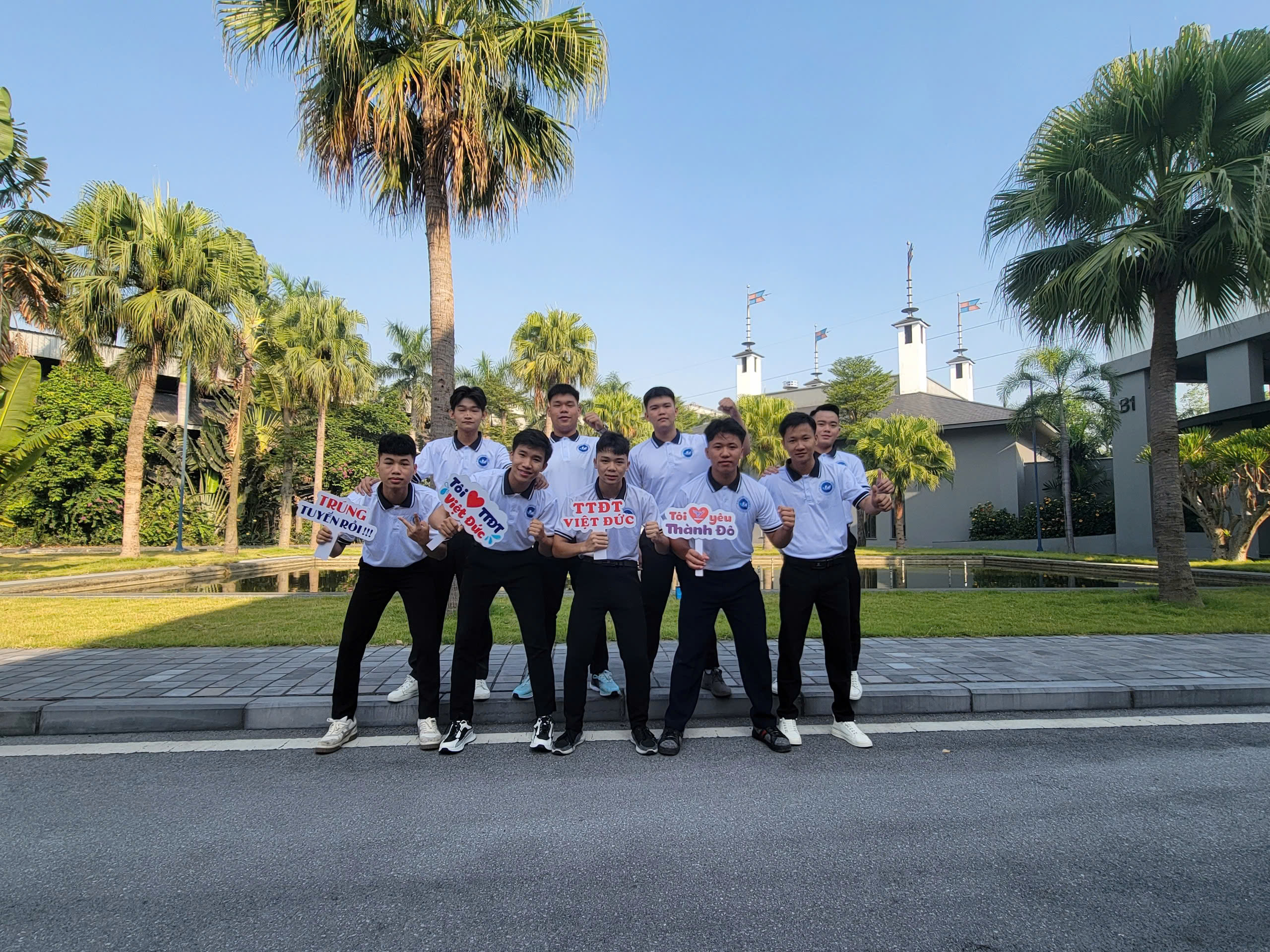 Thi tuyển đơn hàng Dập kim loại tại Thành Đô